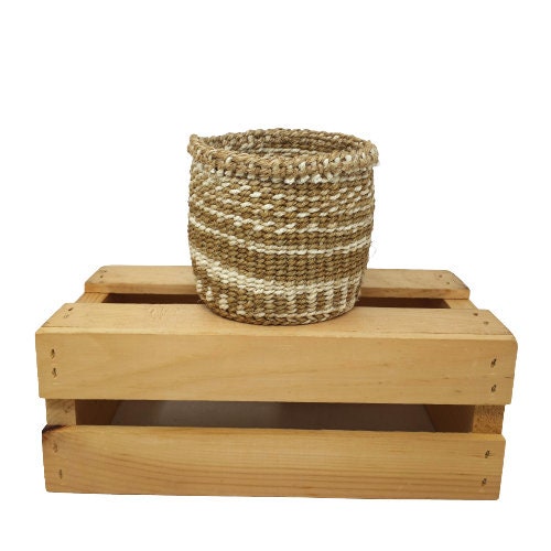 Handwoven Sisal Basket Planter: Large Natural Woven Basket