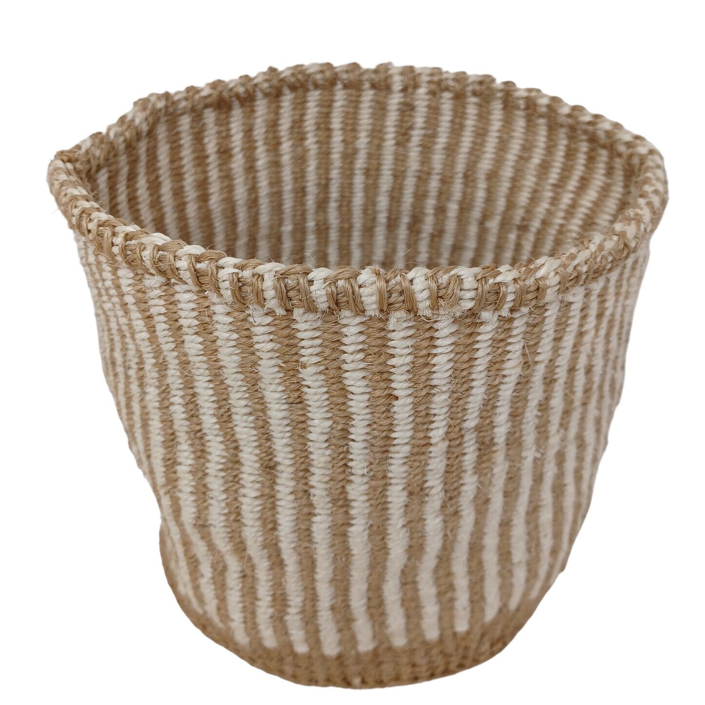 Handwoven Sisal Planter Basket: Minimalist Home Decor