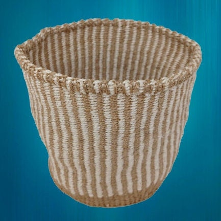 Handwoven Sisal Planter Basket: Minimalist Home Decor