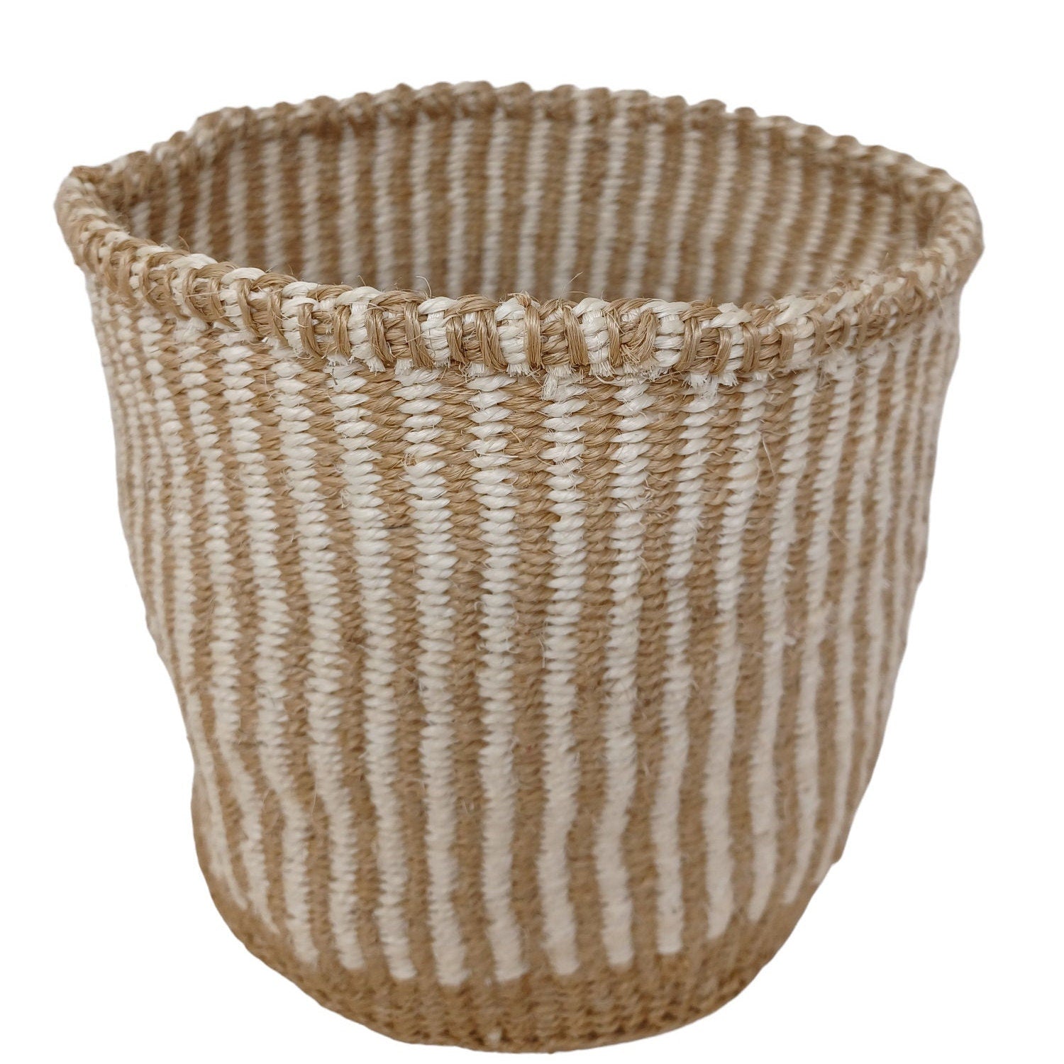 Handwoven Sisal Planter Basket: Minimalist Home Decor