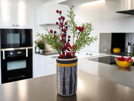Handwoven Wicker Flower Vase: Bohemian Home Decor Centerpiece