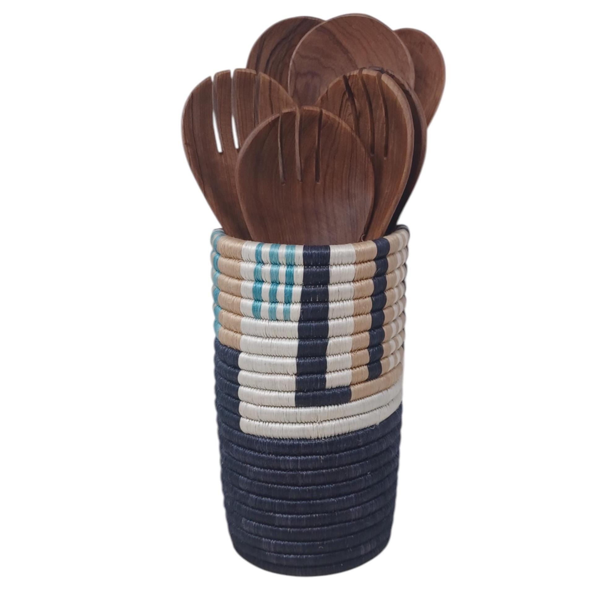 Handwoven Wicker Flower Vase: Boho Farmhouse Decor, Eco-Friendly