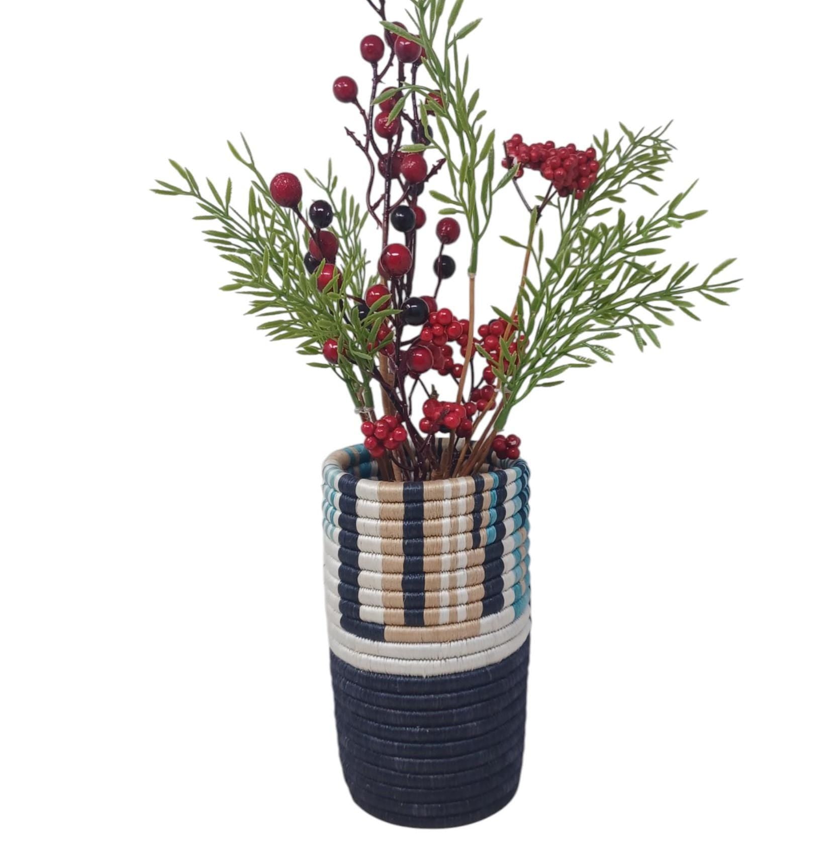 Handwoven Wicker Flower Vase: Boho Farmhouse Decor, Eco-Friendly