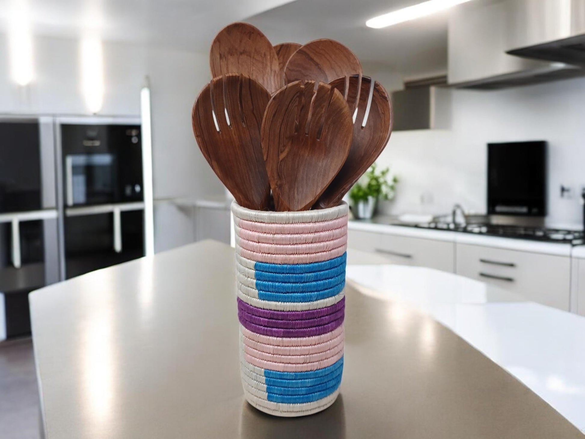 Woven Flower Vase: Boho Farmhouse Decor, Utensil Holder