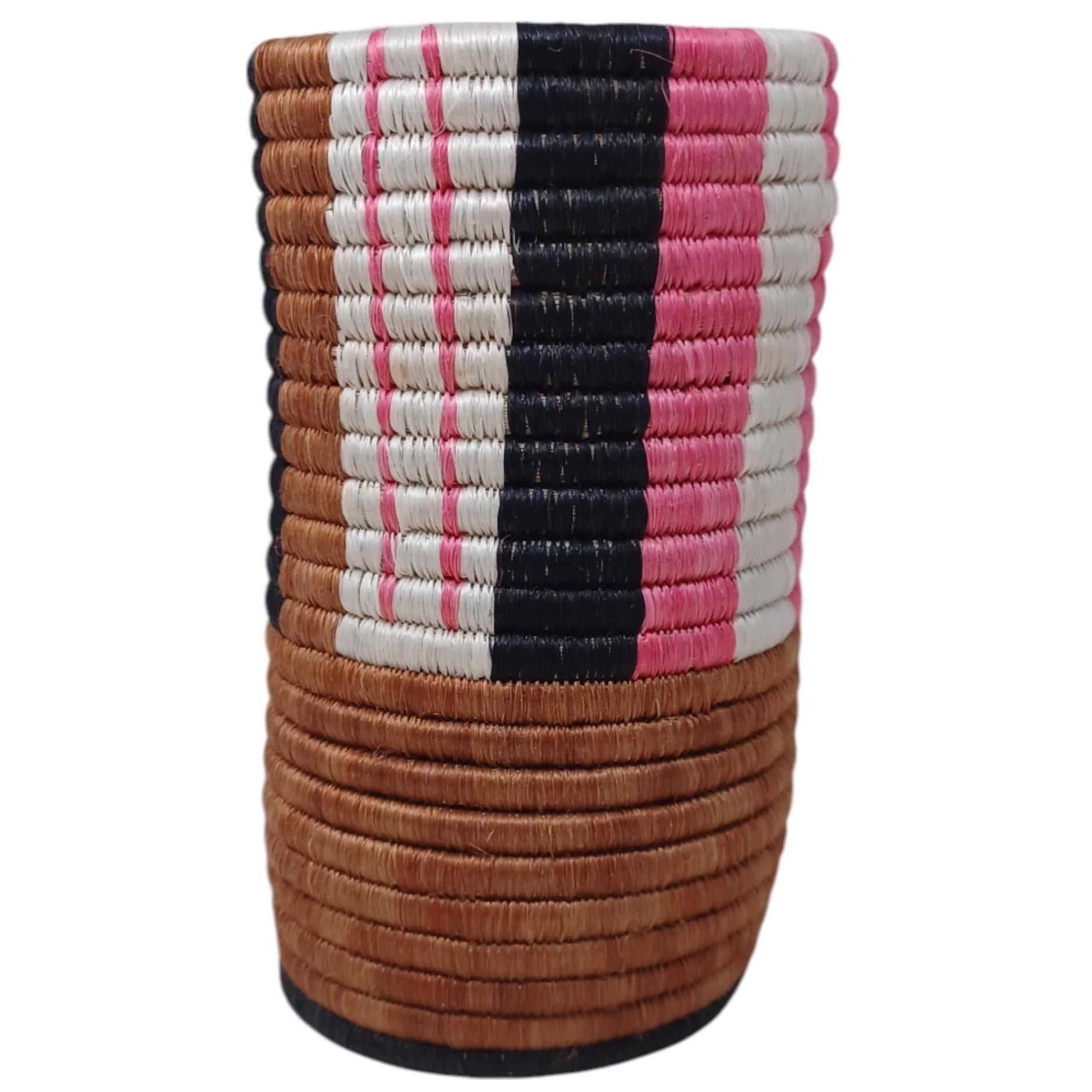 Woven Vase for Flowers – Handmade Boho rattan Vase, Perfect Gift for Mom’s Home Decor, Boho table Decor Accent, Colorful Utensil storage