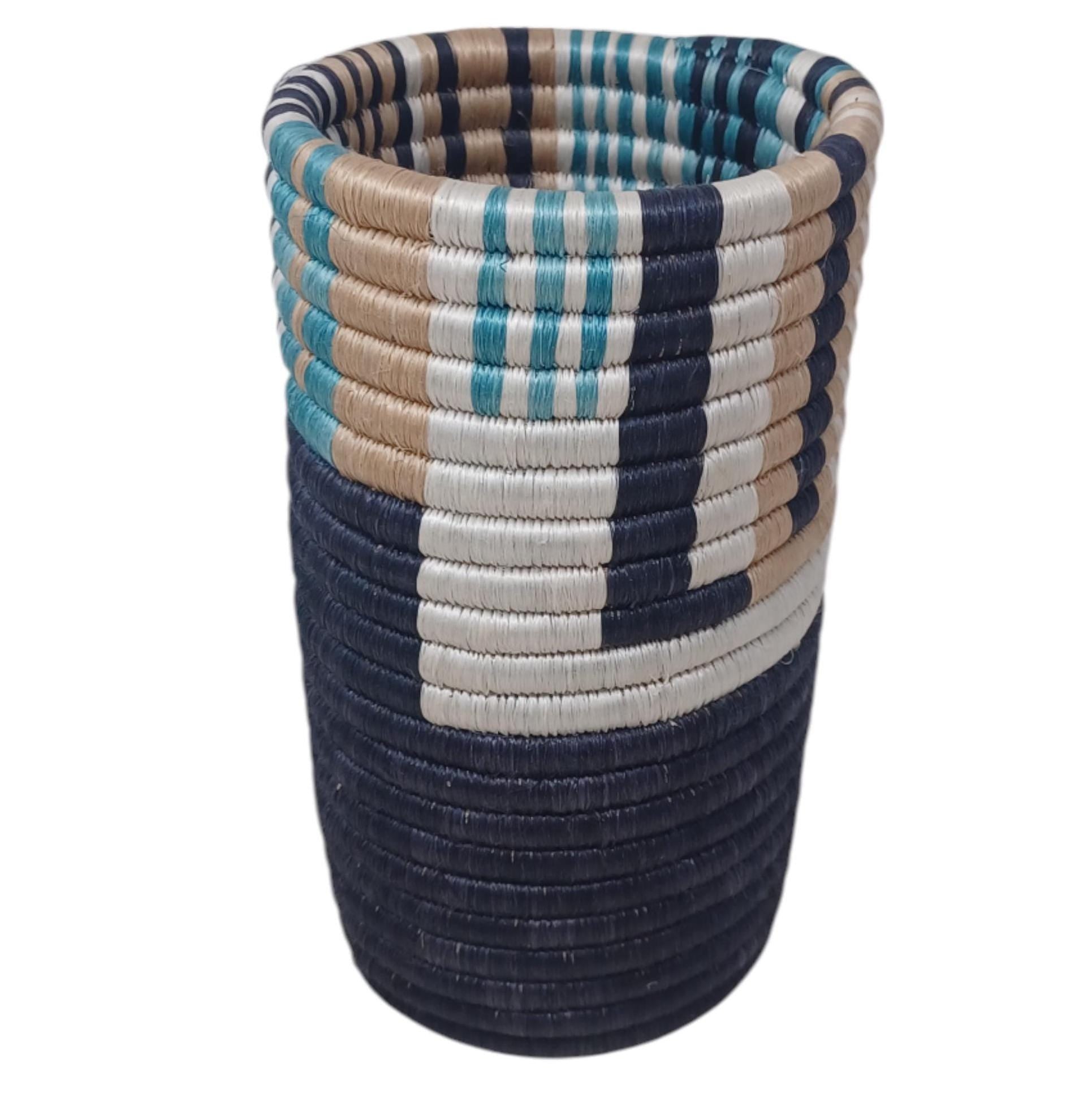 Handwoven Wicker Flower Vase: Boho Farmhouse Decor, Eco-Friendly
