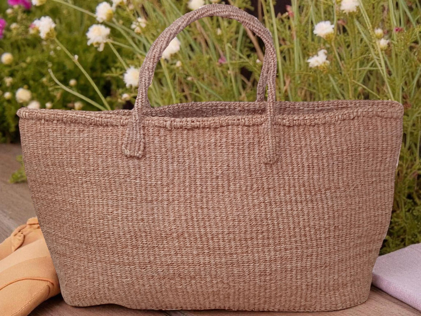 Handmade Woven Sisal Tote Bag: Eco-Friendly Kenyan Market Basket