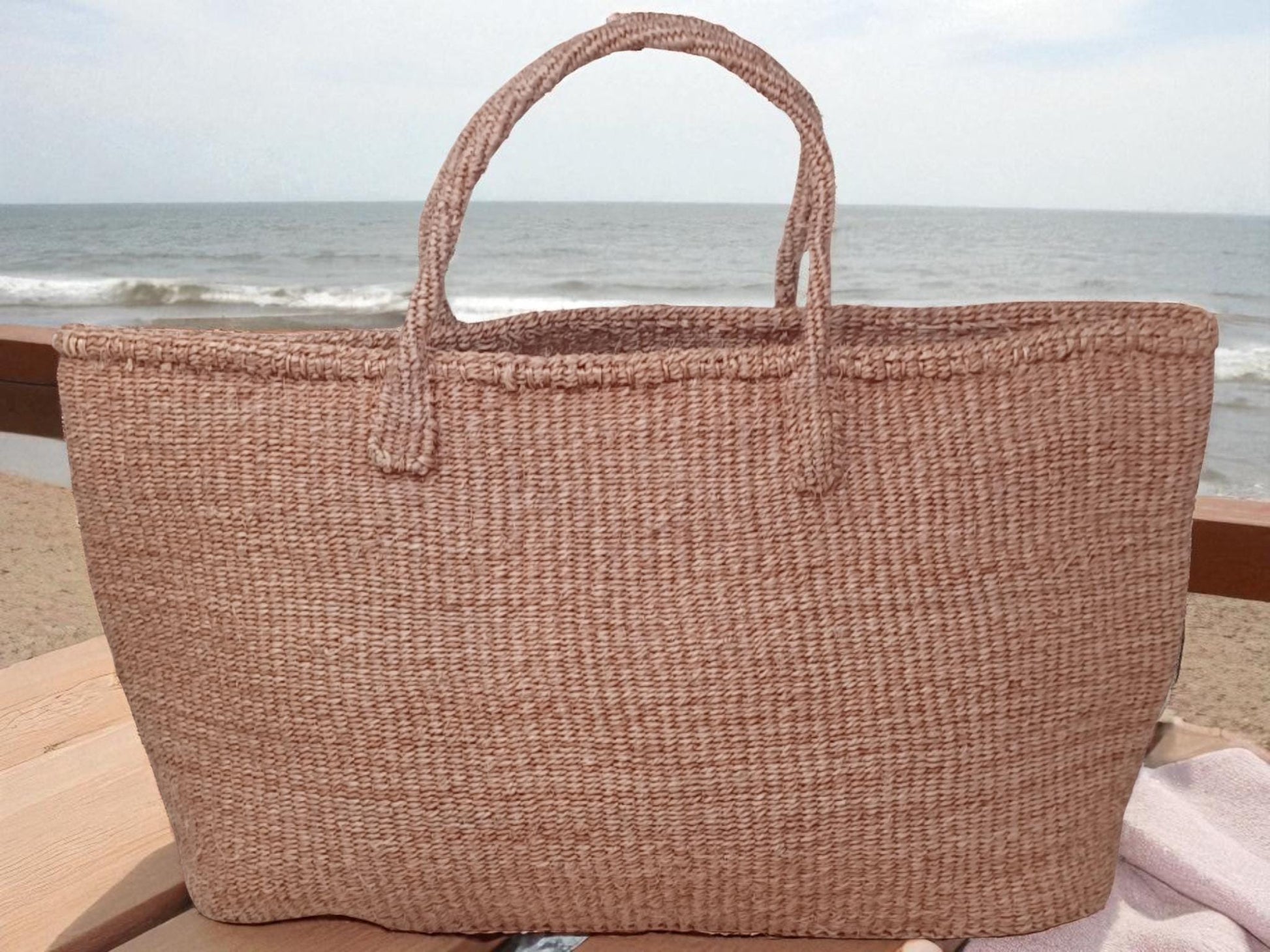 Handmade Woven Sisal Tote Bag: Eco-Friendly Kenyan Market Basket
