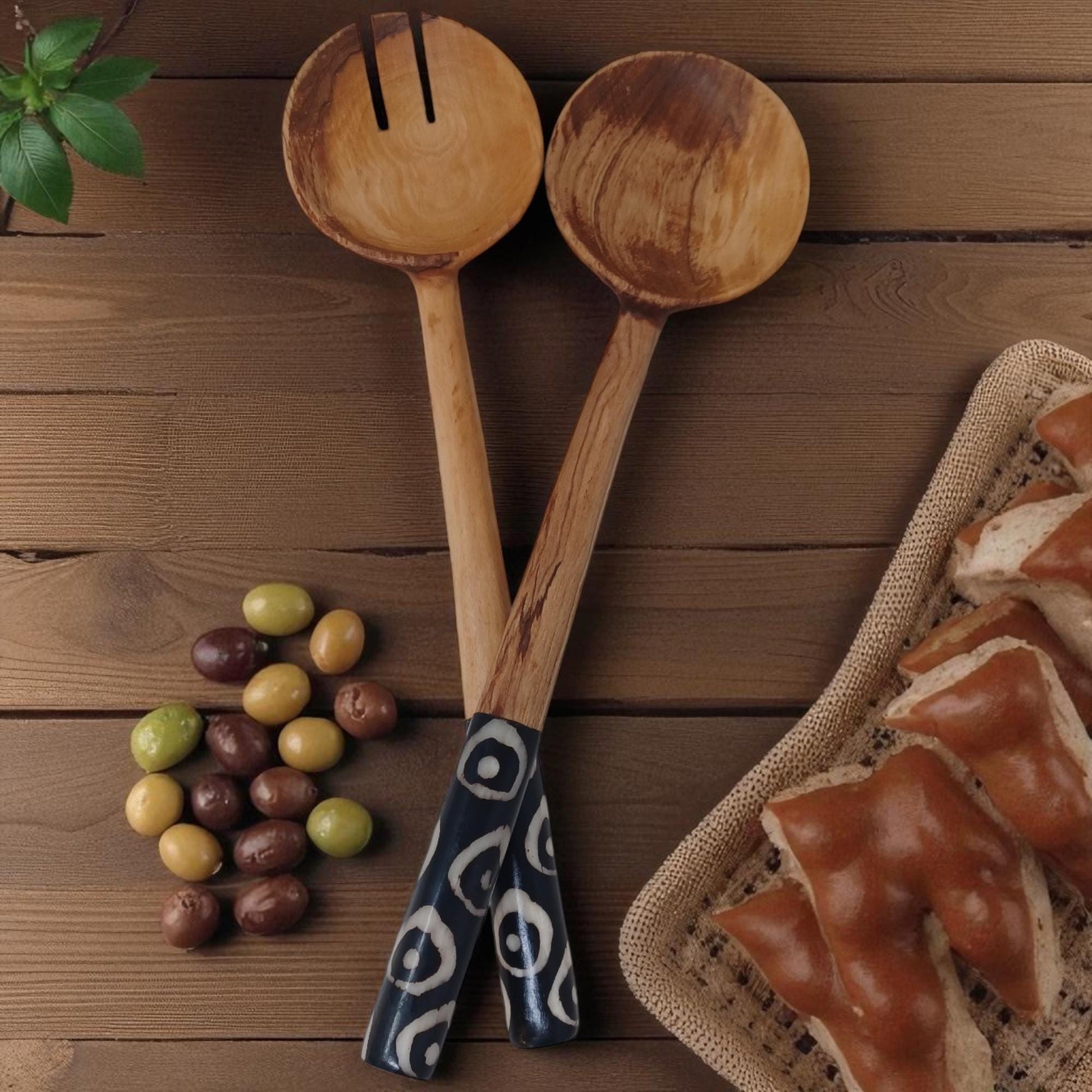 Chevron Olivewood Salad Servers: Hand-Carved Eco-Friendly Tableware