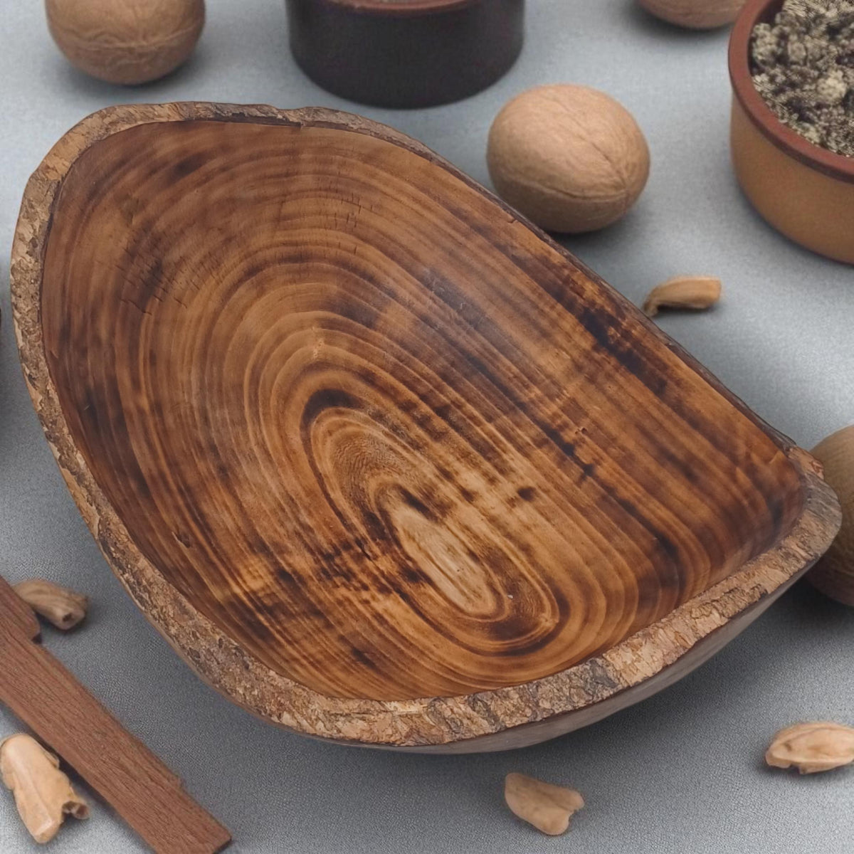 Rustic Edge Wooden Salad Bowl | Large Round Fruit Bowl | Handcrafted Natural Wood Décor | Holiday Gift for Mom