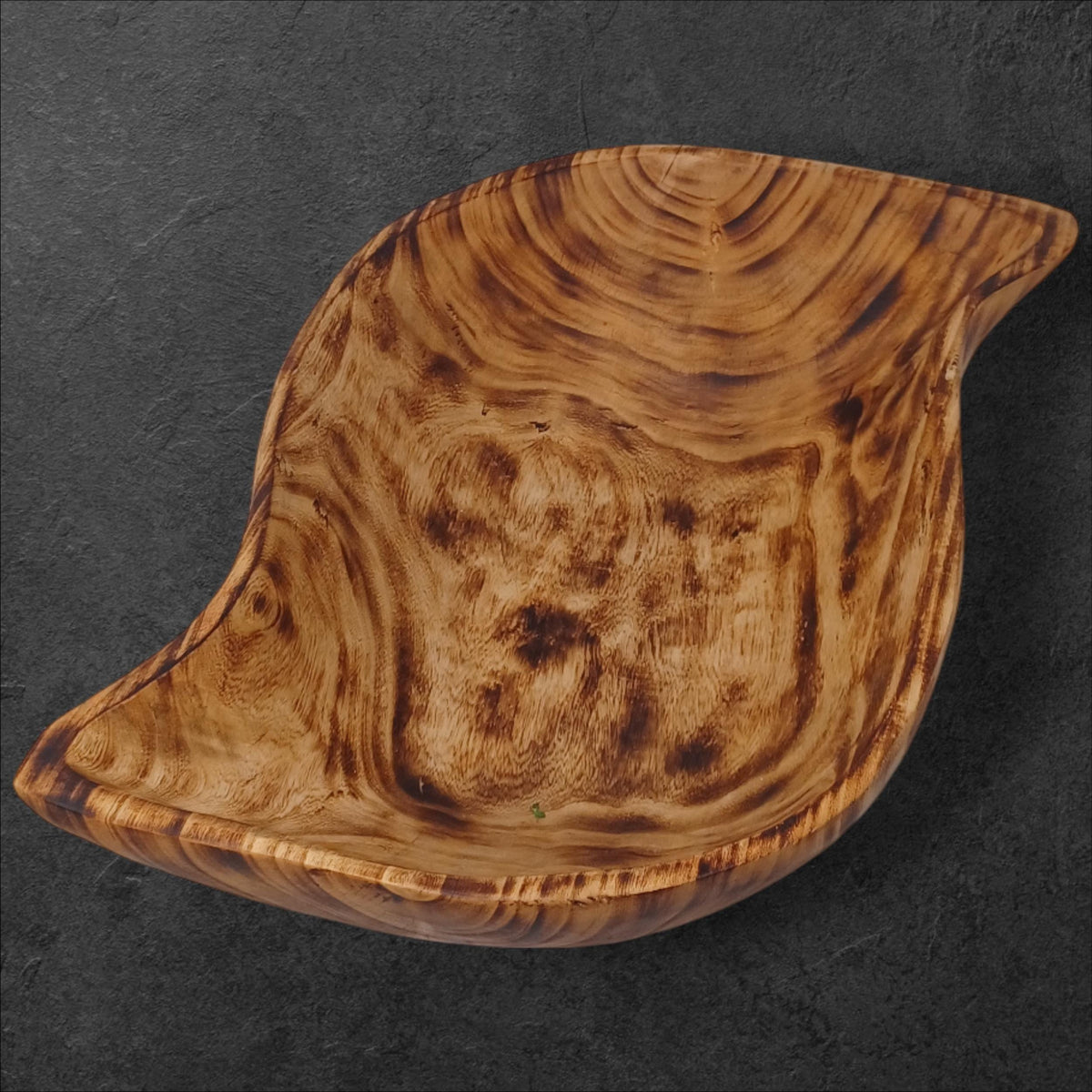 Leaf-Shaped Wooden Serving Bowl | Hand-Carved Natural Fruit Bowl | Rustic Kitchen Décor | Large Serving Bowls