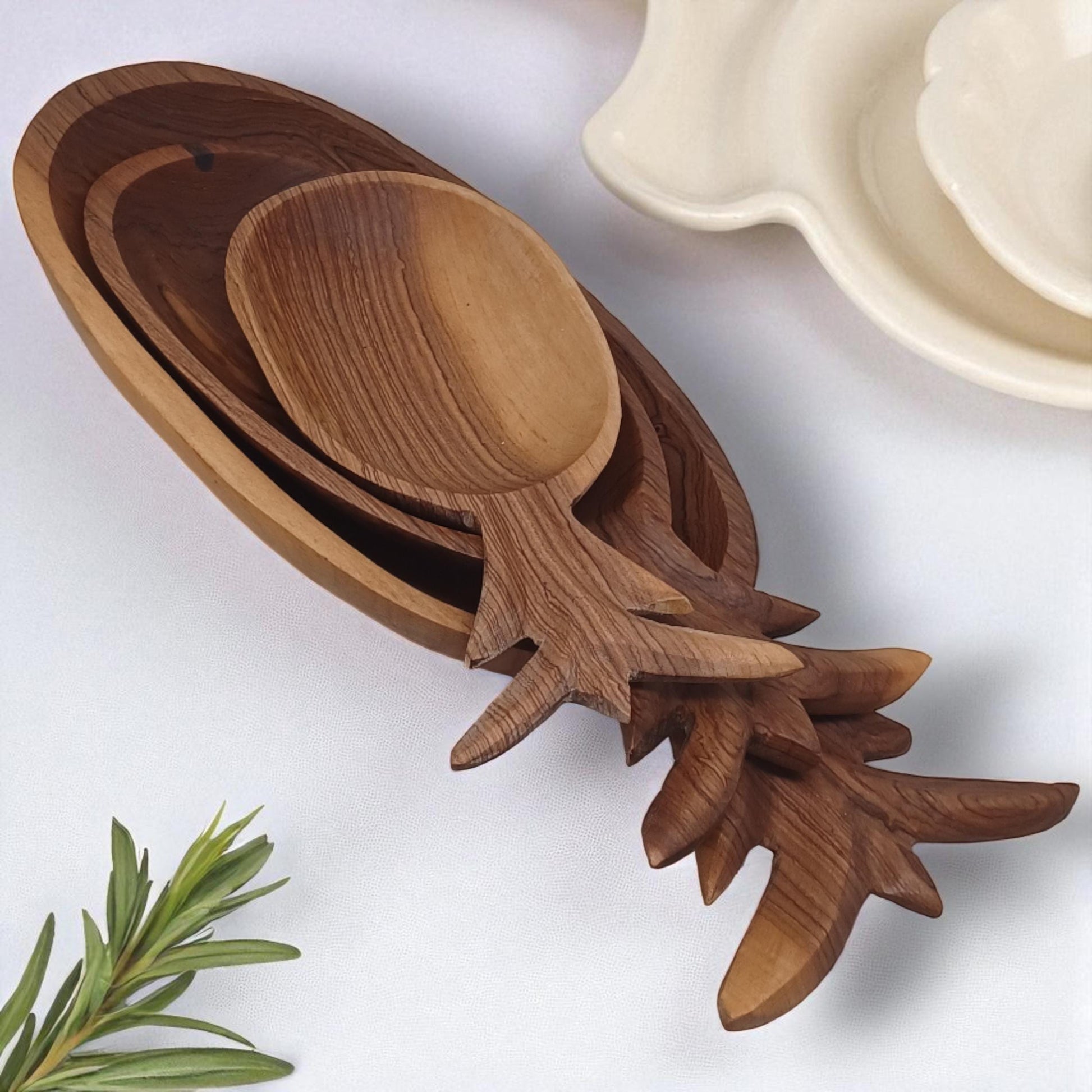 Olivewood Pineapple Bowls (Set of 3): Hand-Carved Nesting Bowls