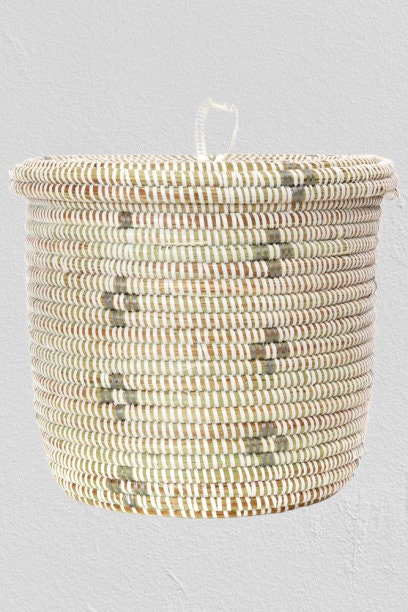 Baskets with lids, basket storage, woven basket lid, Collectible basket, Lidded basket, woven storage basket, Boho basket, basket with cover