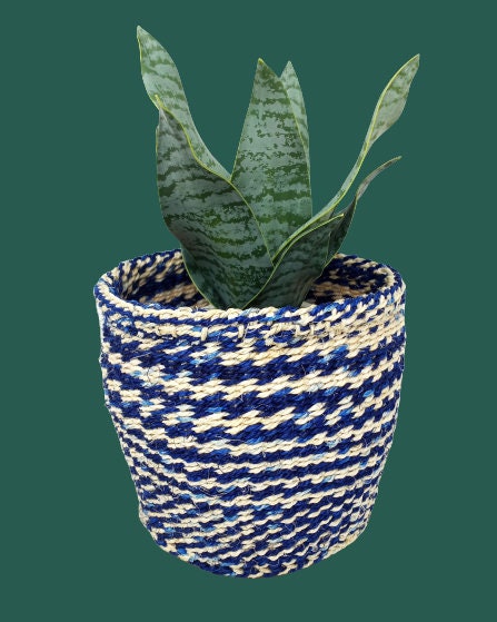 Small woven plant basket, Basket planter small, African basket, baskets for plants, Small storage baskets, Sisal basket, boho basket décor