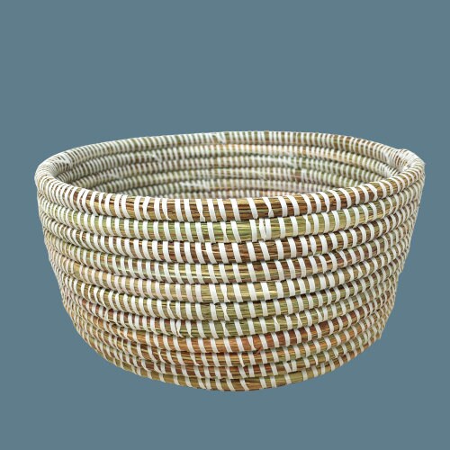 Small lidded baskets, Baskets with lids, basket storage, basket with cover, Woven basket with lid, woven storage basket, Colorful baskets