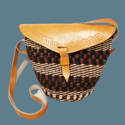 Sisal Woven Bag, Handmade bag, African bag, Woven crossbody bag, African basket purse, Kenyan woven bag, woven shoulder bag, Christmas gift