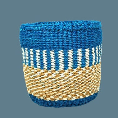 Small woven plant  basket, small indoor planter, succulent planter, basket planter small, Round basket, Decorative basket, African basket