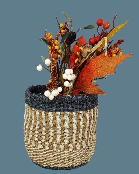 Woven planters small, Woven basket, Sisal basket, Storage basket, African storage basket small,  Plant baskets, Indoor planter, basket decor